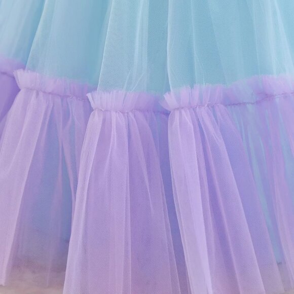 ๐งโโ๏ธ Mermaid Princess Dress + Seashell Tiara ๐งโโ๏ธ - Picture 5 of 7